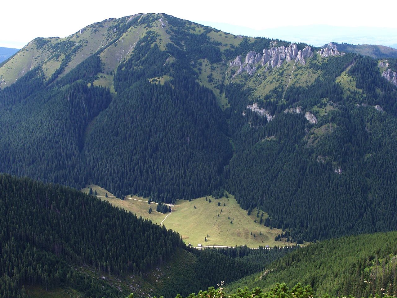 Bobrovec_z_polskej_strany Kamnahory.sk - V&aacute;&scaron; turistick&yacute; sprievodca horami